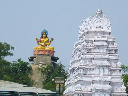 రికార్డు స్థాయిలో బాసర సరస్వతీ హుండీ ఆదాయం..