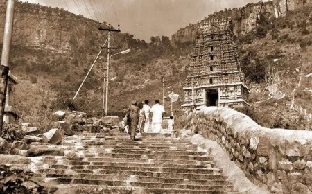 తిరుమల మెట్లు ఎవరు నిర్మించారు? భక్తుల కష్టాలు చూసి రాజులు తీసుకున్న చారిత్రక నిర్ణయం